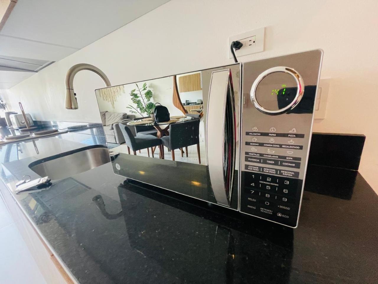 Big, Modern And Beautiful Beach Apartament 1Br Ocean View بلايا ديل كارمن المظهر الخارجي الصورة